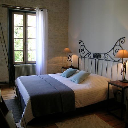 Les 2 Madeleine Bed & Breakfast Saint-Saturnin-du-Bois Exterior photo